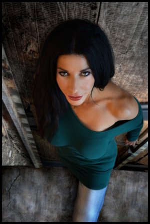 Marie-pascale adult dating in Estero FL